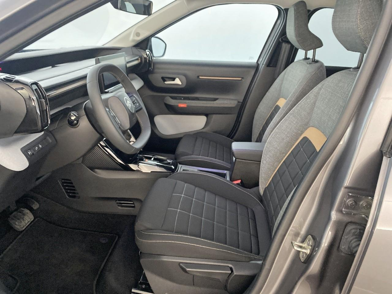 Citroën C3 Aircross hybride 145 ch aut plus — photo 9