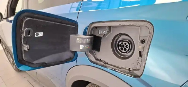 Peugeot 3008 plug-in hybrid 225 e-dcs7 — photo 10