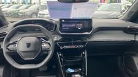 Peugeot 2008 1.2 Hybrid 145ch Allure e-DCS6 — photo 11