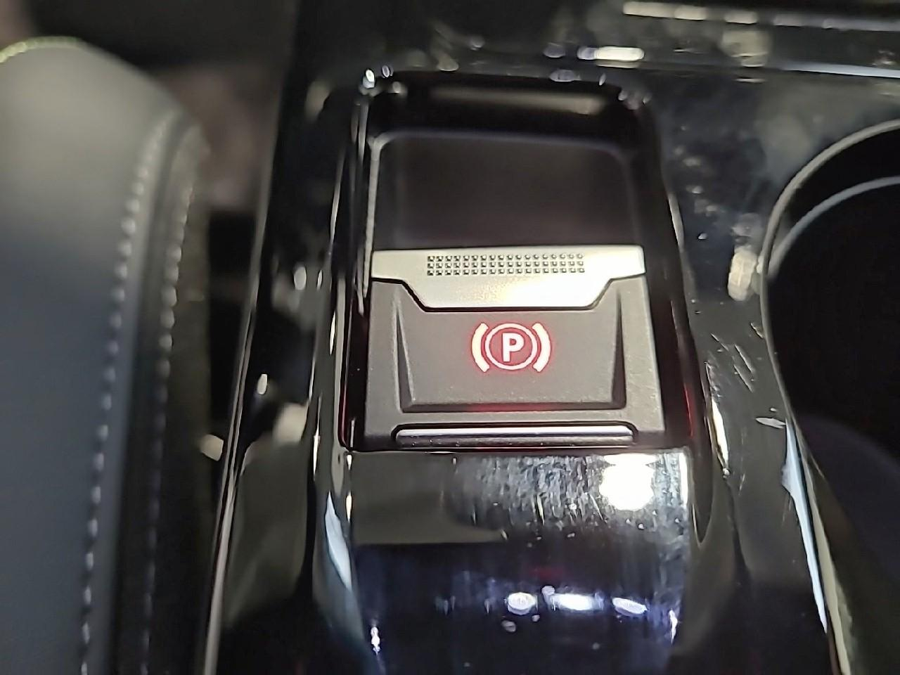 Peugeot 208 hybrid 100 e-dcs6 gt — photo 21
