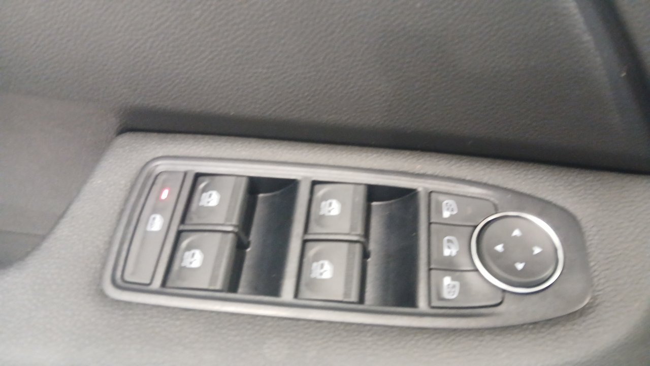 Renault Clio E-Tech full hybrid 145 — photo 19