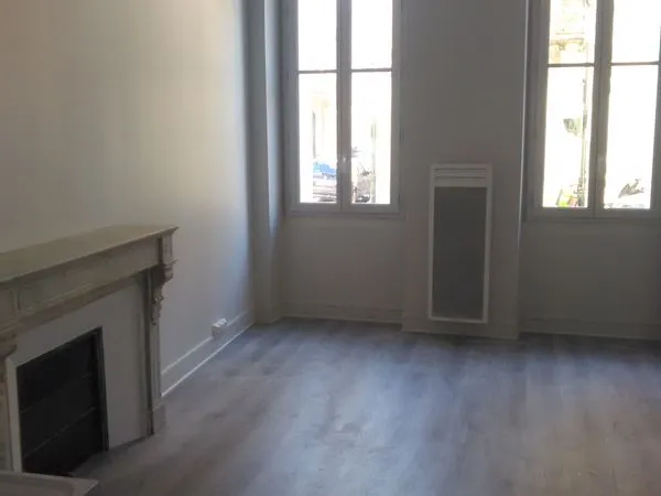 T1 28 m2 Bordeaux centre, proche Gambetta