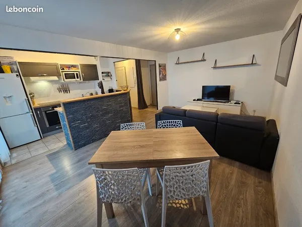 T2 44 m² avec terrasse 13 m², parking et piscine — Toulouse Patte d'Oie / St-Cyprien