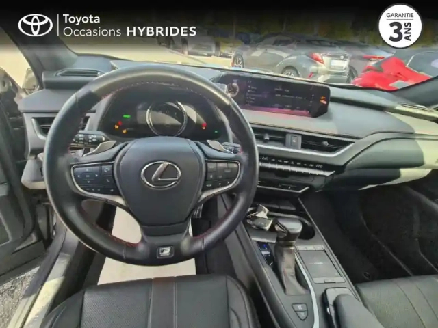 Lexus Ux 250h 4wd f sport — photo 9
