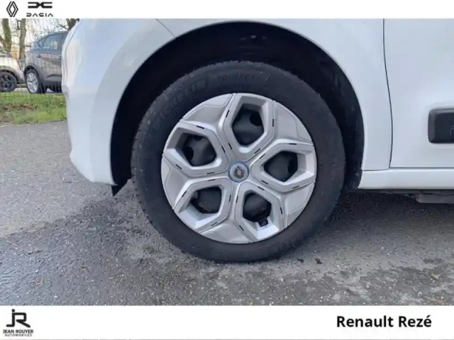 Renault Twingo e-tech electric zen r80 achat intégral - 21my — photo 8
