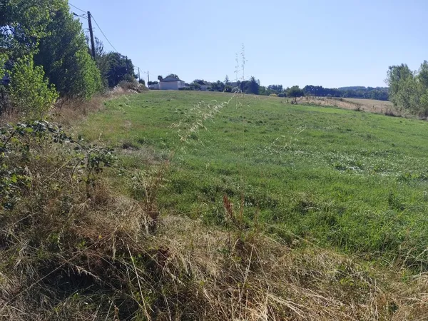 Terrain à batir 800 m²