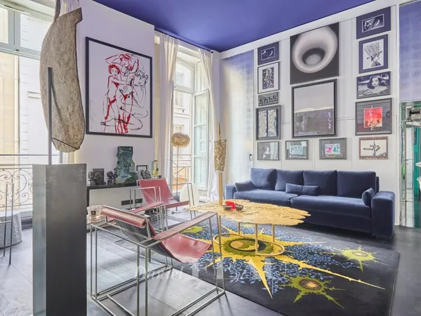 Paris 7 - Bac - Saint-Germain - Pied à terre aux beaux volumes