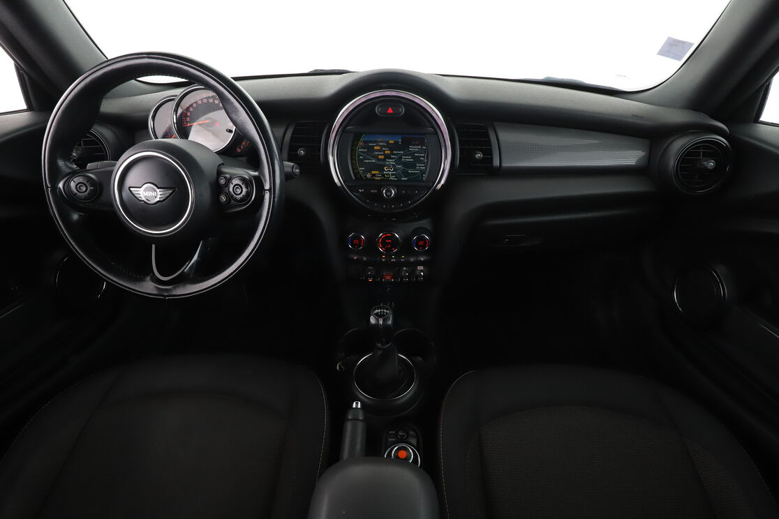 MINI Cabrio Cooper BV6 — photo 11
