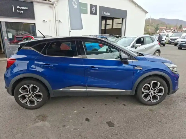 Renault Captur e-tech 145 - 21 — photo 6