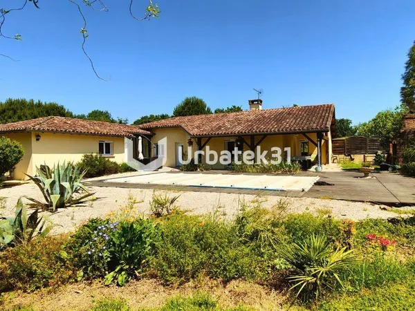 Maison 7 pièces 203 m²