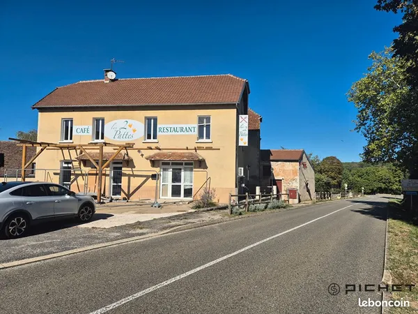 Immeuble 7 pièces 104 m²