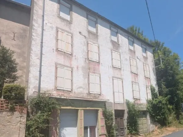 Maison 7 pièces 260 m²