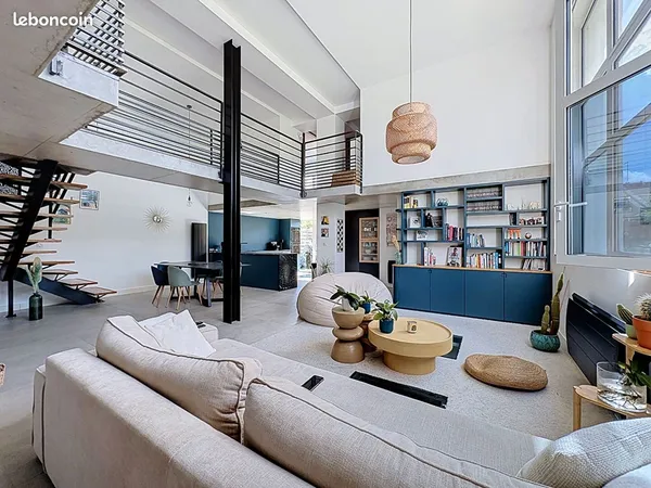 Maison 9 pièces 220 m²
