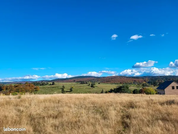 Terrain de 3000m2 avec panoramique sur la nature