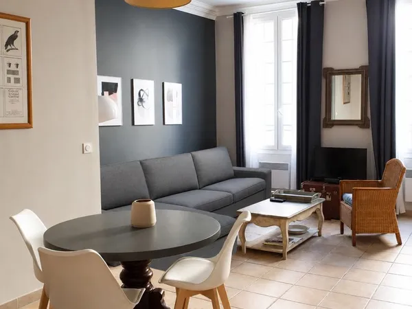 Appartement T3 intra muros Avignon à louer