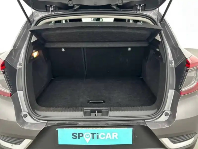 Renault Captur blue dci 115 edc — photo 26