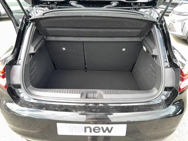 Renault Clio e-tech 140 - 21n — photo 16