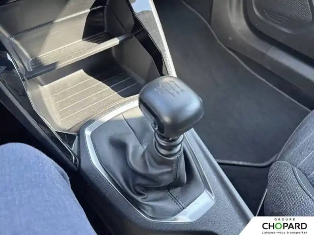 Peugeot 2008 puretech 100 s&amp;s bvm6 — photo 14
