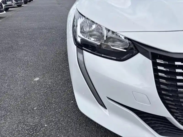 Peugeot 208 puretech 75 s&amp;s bvm5 active — photo 14