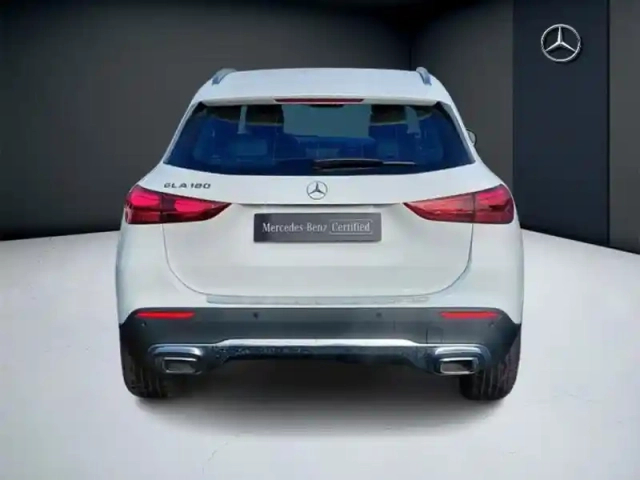 Mercedes Gla 180 progressive line — photo 33