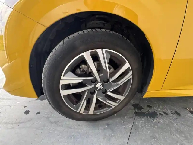 Peugeot 208 puretech 100 s&amp;s bvm6 — photo 109