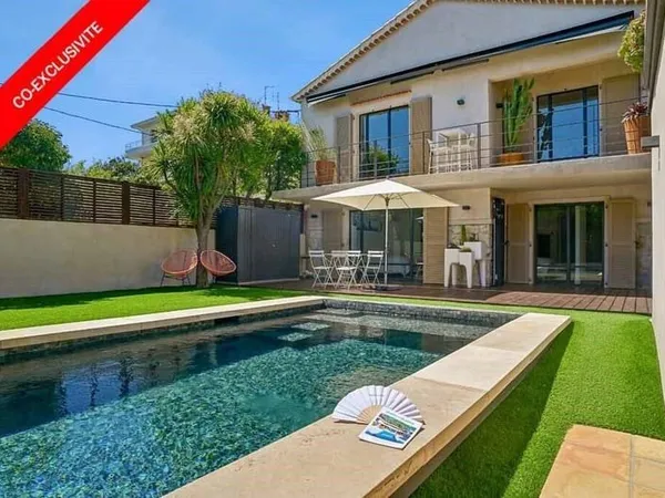 Villa 6 pièces 158 m²