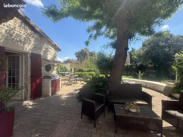 Mas 6 pièces 140 m²