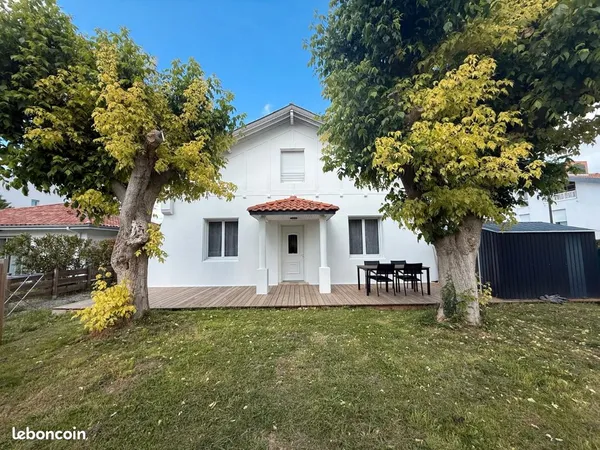 Charmante maison mitoyenne 81m2 au sol