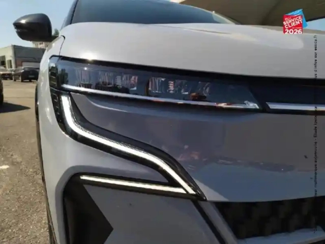 Renault Megane e-tech electric 220ch iconic autonomie confort -25 — photo 13