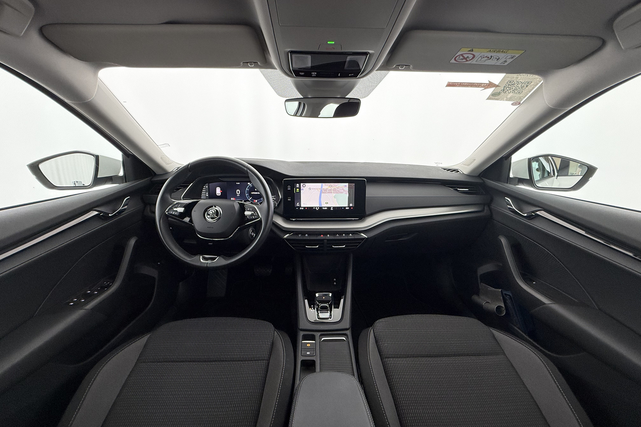 Skoda Octavia Combi — photo 12