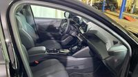 Peugeot 208 1.2 Hybrid 145ch GT e-DCS6 — photo 15