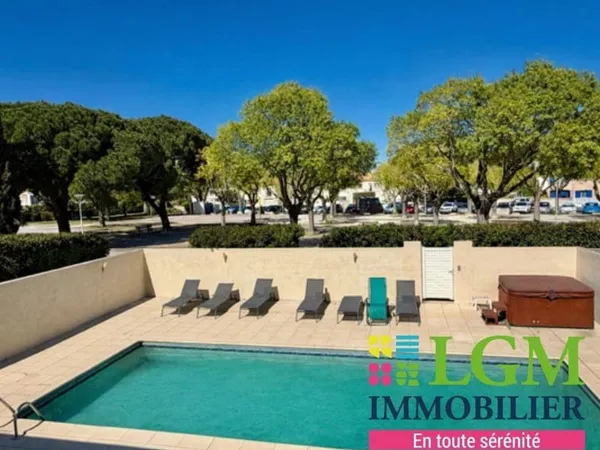 Maison 9 pièces 240 m²