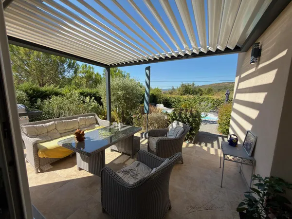 Maison 2009 avec piscine, calme et confort
