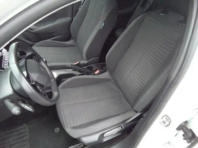 Peugeot 2008 bluehdi 110 s&amp;s bvm6 — photo 31
