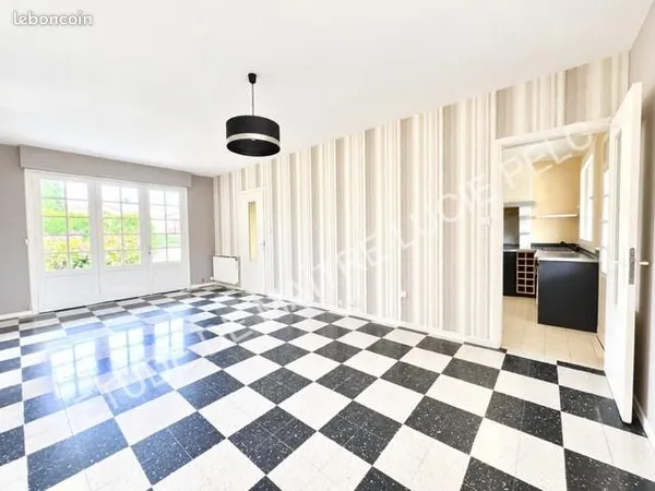 Maison 6 pièces 143 m²