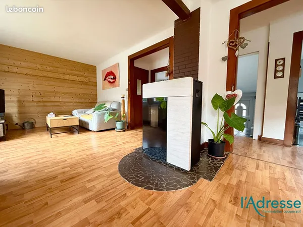 Maison 9 pièces 174 m²