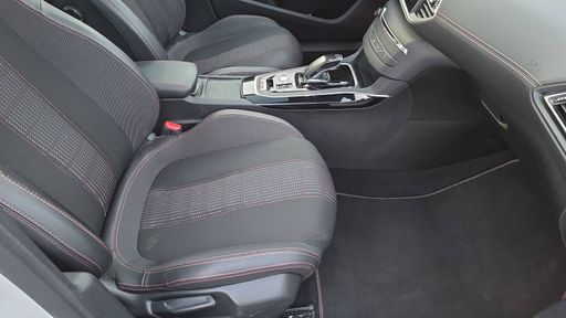 Peugeot 308 1.2 Puretech 130 EAT8 - GT Line – 2019 – 132202 km – Essence – Boîte Automatique — photo 22