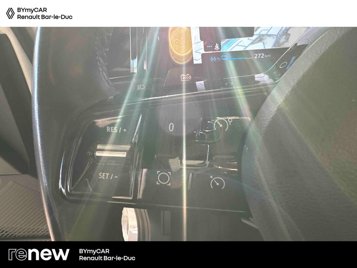 Renault Megane E-Tech ER EV60 130ch super charge — photo 18