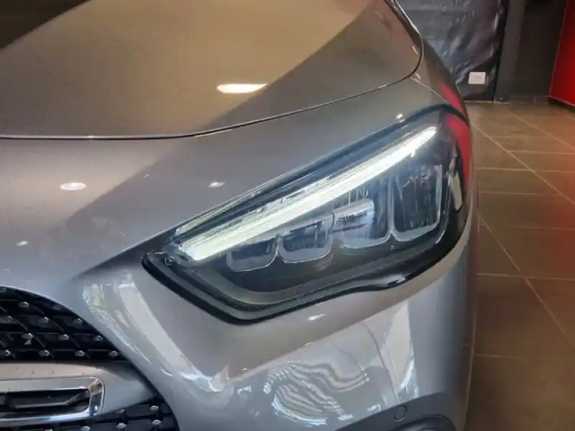 Mercedes Gla 200 d 4matic amg line — photo 30