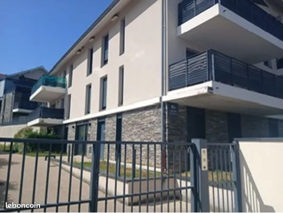 Vente appartement T3 62 m2 Chevry 01270