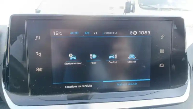 Peugeot 2008 puretech 130 s&amp;s eat8 — photo 62