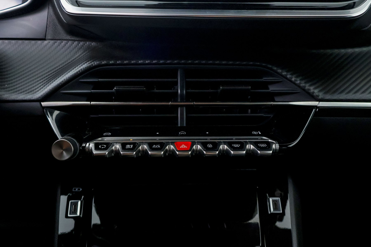 Peugeot 2008 — photo 24