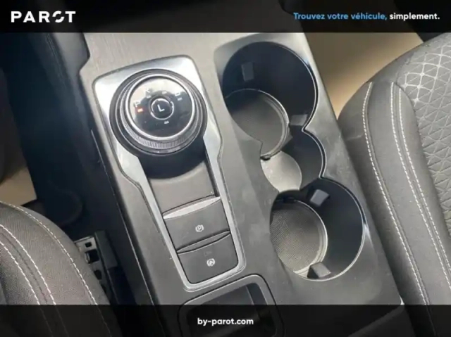 Ford Kuga 2.5 duratec 180ch hybrid flexifuel titanium powershift — photo 8