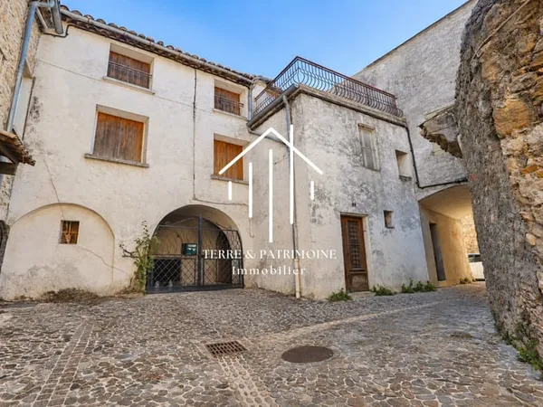 Maison de village