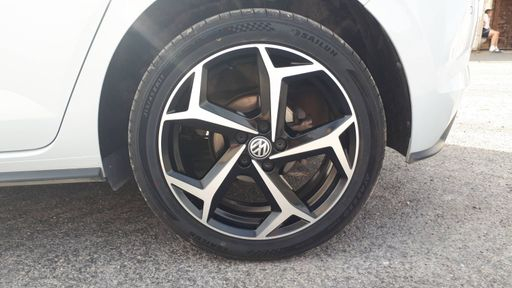Volkswagen Polo 1 TSI 115 - R-Line – 2018 – 129202 km – Essence – Boîte Automatique — photo 13