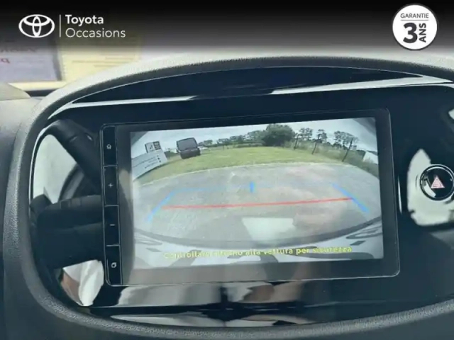 Toyota Aygo x 1.0 vvt-i 72ch dynamic my24 — photo 15