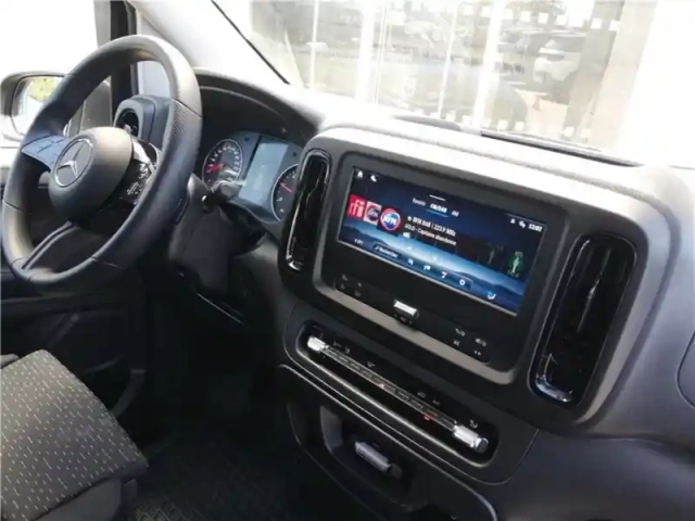 Mercedes Vito 116 cdi compact bva rwd — photo 36