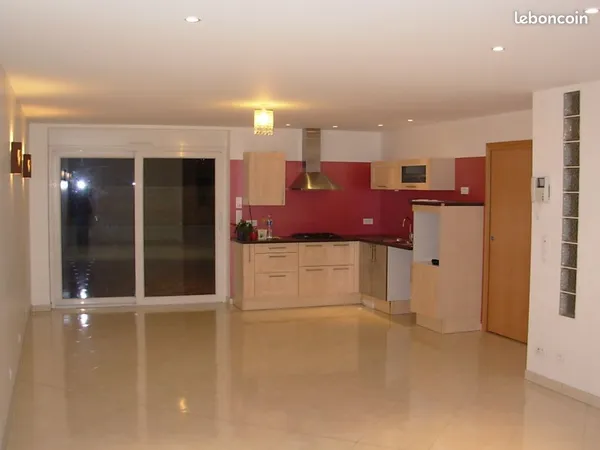 Appartement Location Orny 5p 115m² 1050€