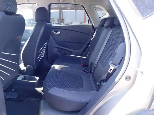 Renault Captur tce 130 fap — photo 15