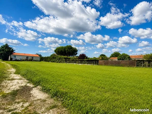 Terrain 315 m² Semussac